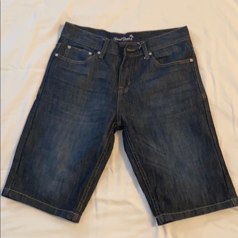 Desert dunes men’s size 30 jean shorts